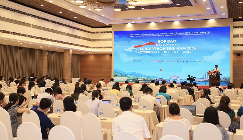 Chương trình họp báo Lễ hội vì Hòa bình năm 2024 tại Hà Nội.