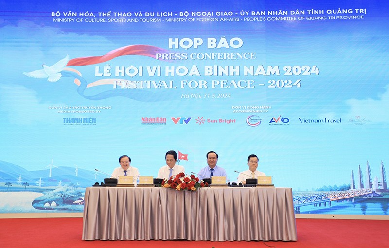 Bộ Văn hóa, Thể tháo và Du lịch – Bộ Ngoại giao – UBND tỉnh Quảng Trị trả lời báo chí.