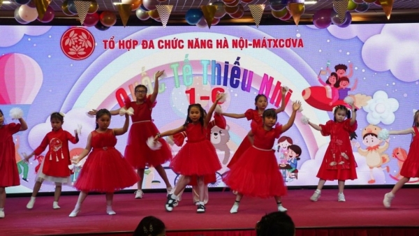 Tưng bừng Tết thiếu nhi dành cho con em người Việt ở thủ đô nước Nga