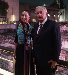 Nữ Tổng thống đầu tiên của Mexico 'chào sân' xuất sắc, nhà lãnh đạo Lopez Obrador rút lui 'viên mãn'