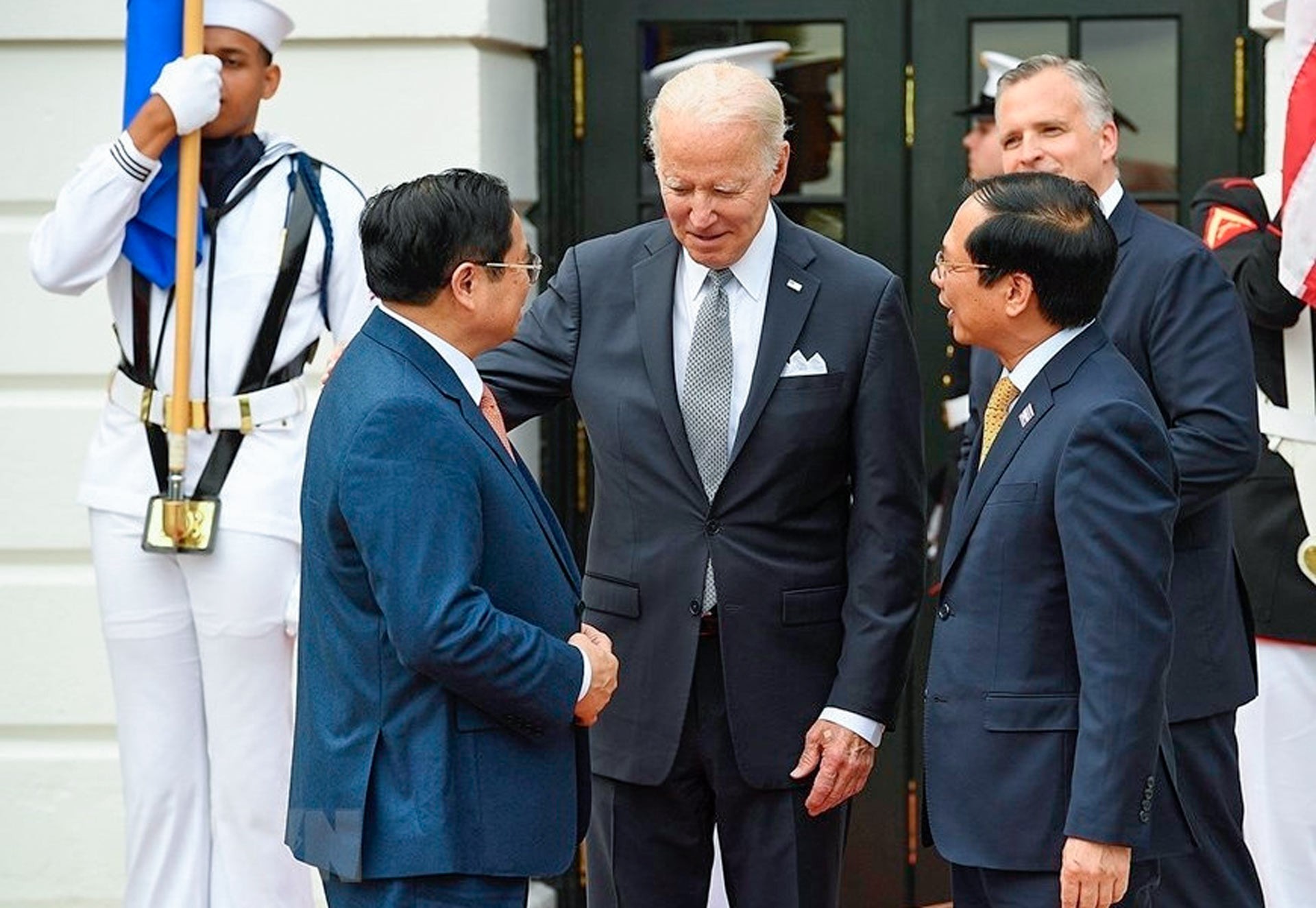 Thủ tướng Chính phủ Phạm Minh Chính đón nhận được nhiều tình cảm từ chính giới, người dân Mỹ trong những chuyến thăm Mỹ năm 2023.