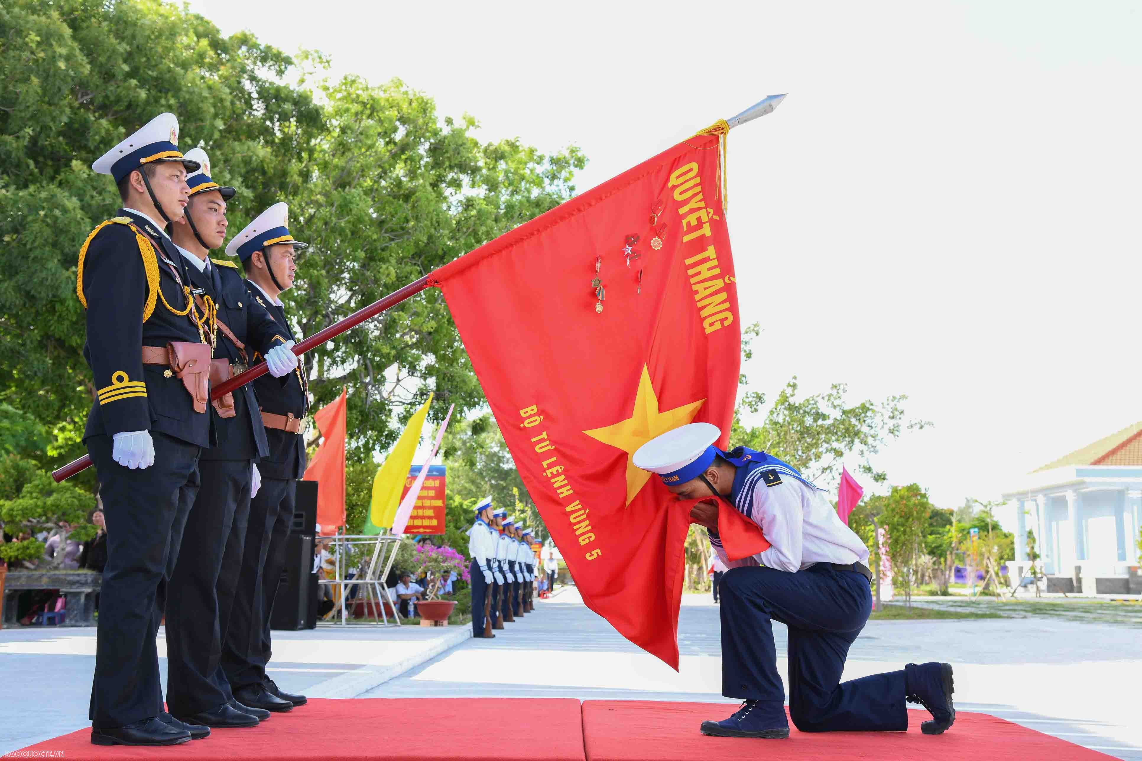 100% tân binh Vùng 5 Hải quân đạt kết quả khá, giỏi sau huấn luyện