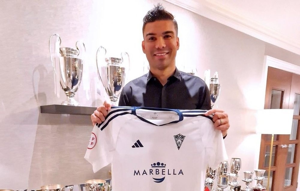 Tiền vệ MU Casemiro mua cổ phần đội bóng Tây Ban Nha Marbella FC