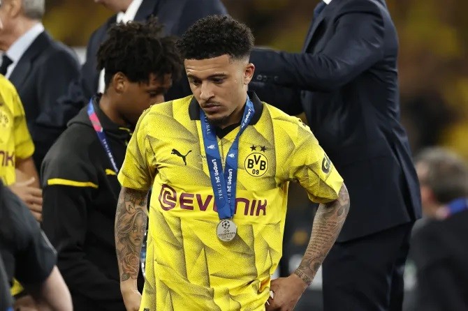 Những lý do Dortmund không thể mua đứt Jadon Sancho