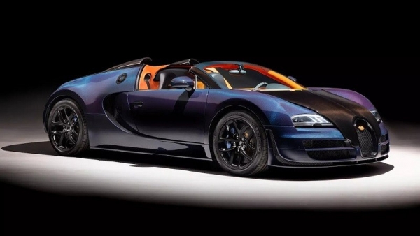 Cận cảnh siêu xe Bugatti Veyron Grand Sport Vitesse bản giới hạn, giá 3 triệu USD
