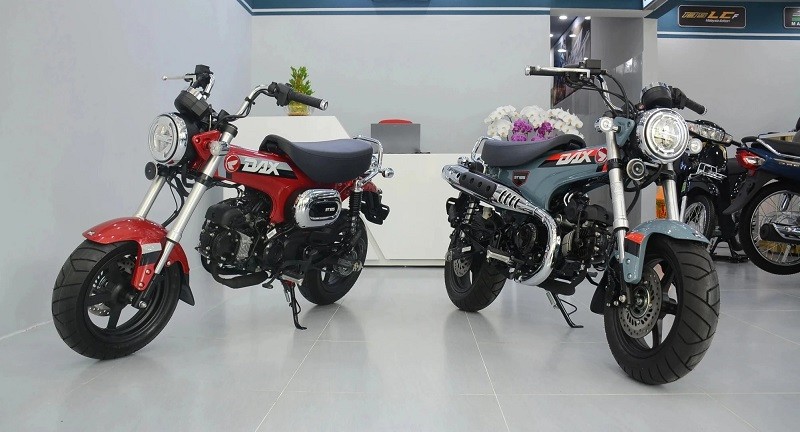 Cận cảnh Honda Dax 125 Trail Sport bản giới hạn vừa về Việt Nam