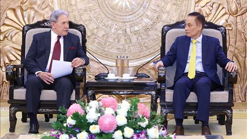 Trưởng ban Đối ngoại Trung ương tiếp Phó Thủ tướng, Bộ trưởng Ngoại giao New Zealand Winston Peters