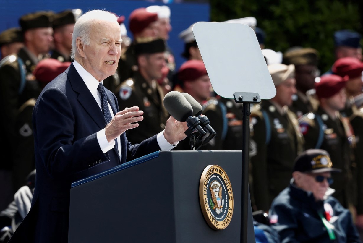 Tổng thống Joe Biden phát biểu tại Colleville-sur-Mer trong lễ kỷ niệm 80 năm ngày quân Đồng minh đổ bộ lên bãi biển Normandy trong Thế chiến II. (Nguồn: Getty)