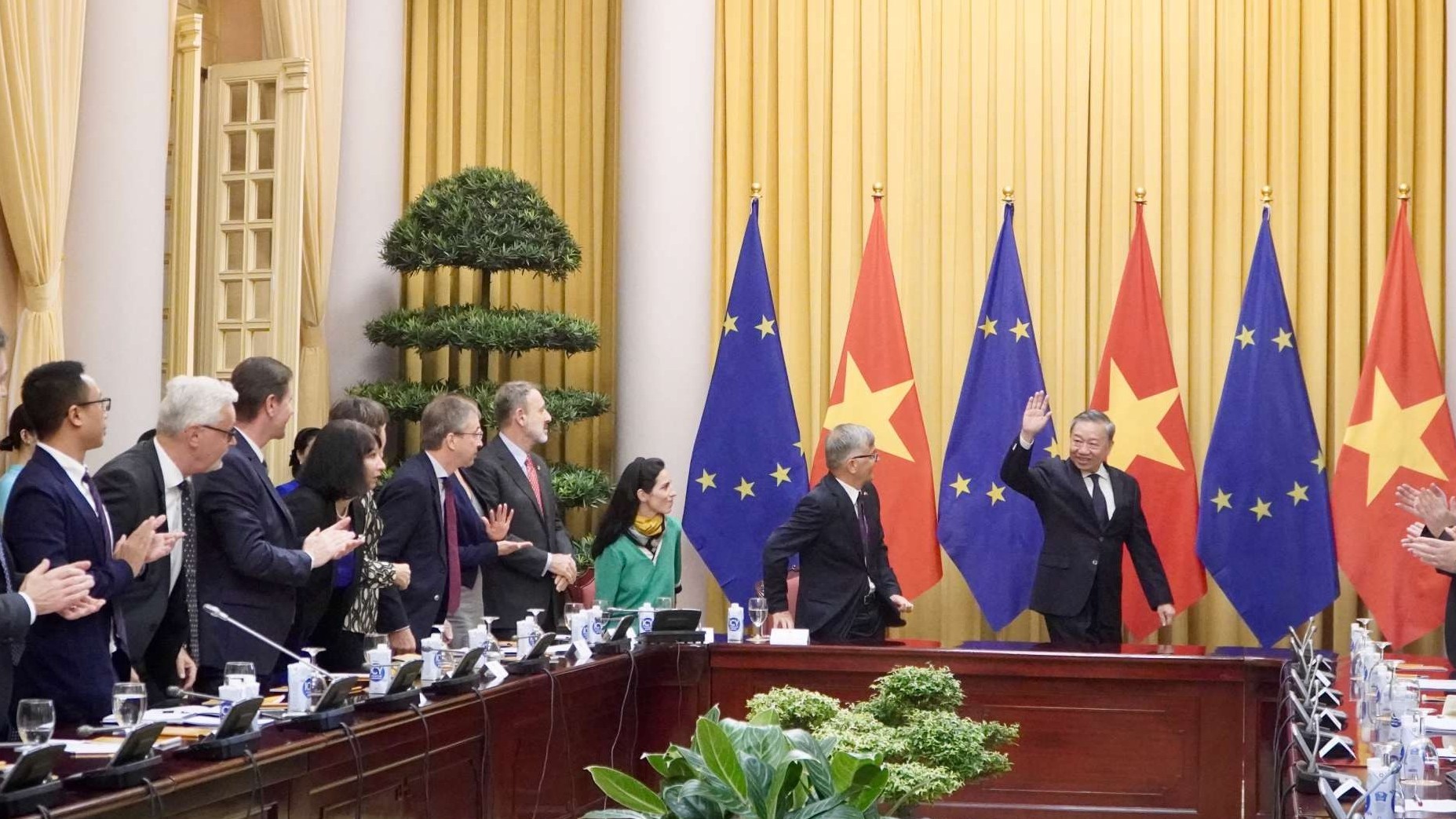 Chủ tịch nước Tô Lâm: Sớm đưa quan hệ hợp tác Việt Nam-EU phát triển lên tầm cao mới