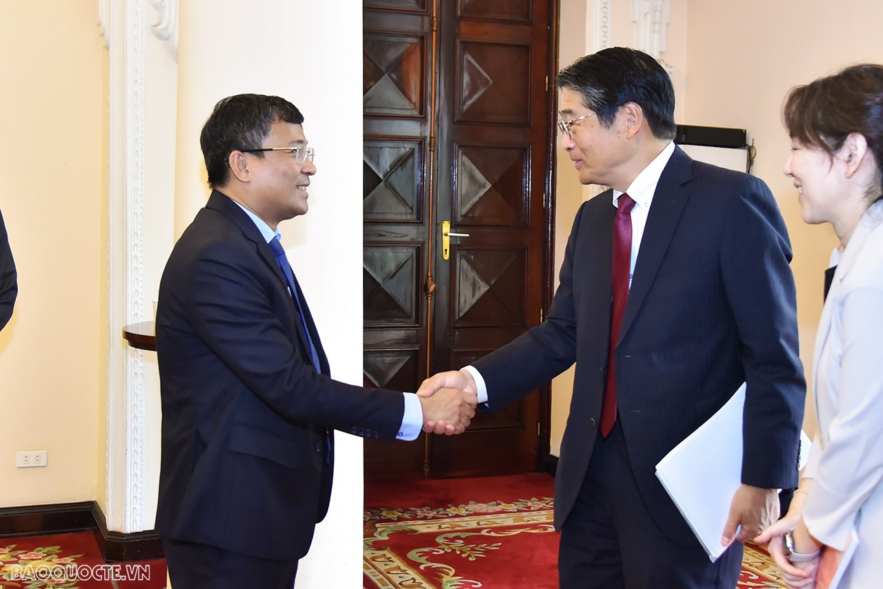 Deputy FM Nguyen Minh Vu welcomes new Japanese Ambassador Ito Naoki