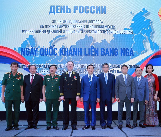 Celebration of Russia Day and 30th anniversary of Treaty on Principles of Vietnam-Russia Friendly Relations