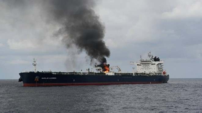 Houthi lại tấn công tàu ở Biển Đỏ, Mỹ phản đòn