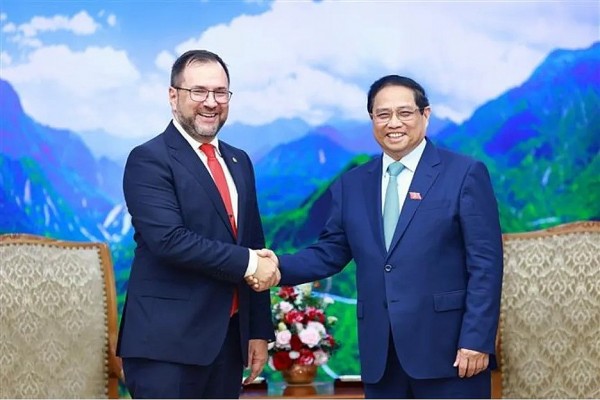 Prime Minister hosts Venezuelan foreign minister