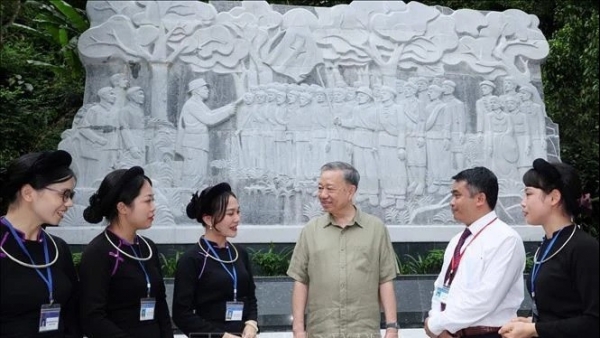 President To Lam visits Soc Giang border guard station in Cao Bang