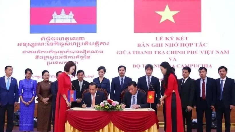 Vietnam, Cambodia officials step up cooperation on inspection