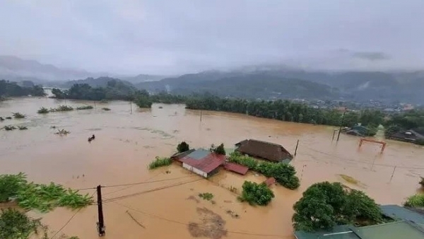 PM Pham Minh Chinh signed dispatch urging prompt actions to settle consequences of northern flooding