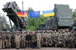 Viện trợ Ukraine: NATO thừa nhận bất đồng, gửi gắm hy vọng vào tháng 7, Đức ra lời hứa như 'đinh đóng cột'