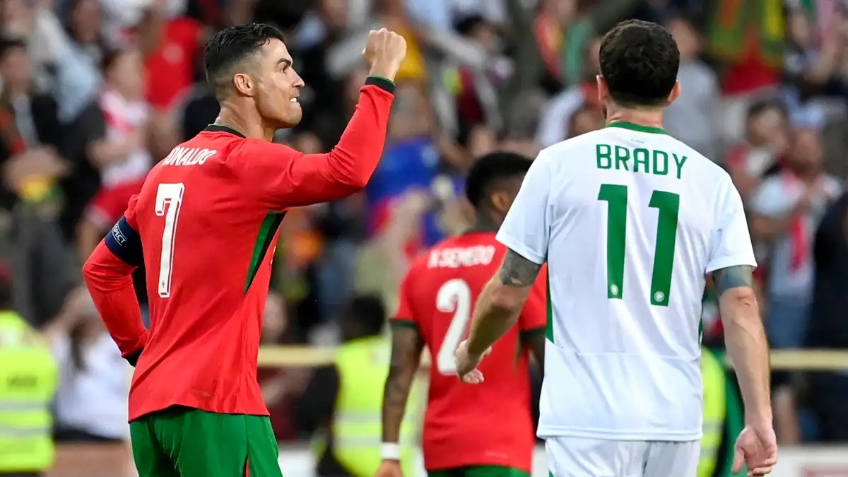 Ghi bàn cho đội tuyển Bồ Đào Nha, Cristiano Ronaldo thiết lập 2 cột mốc lịch sử