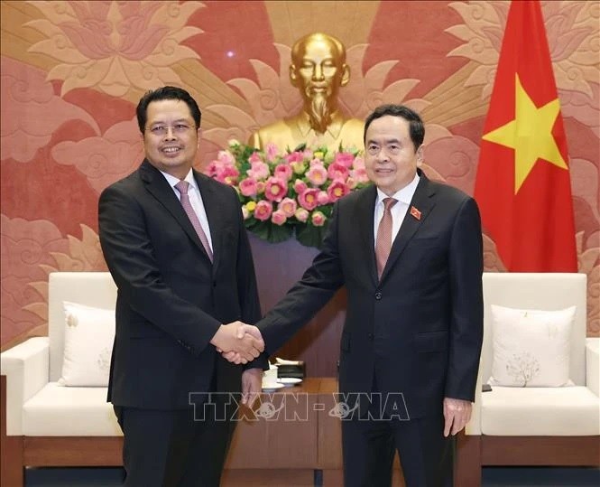 NA Chairman Tran Thanh Man received Deputy Speaker of Indonesian Regional Representative Council