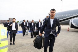 Cristiano Ronaldo mang bùa may mắn đến Đức