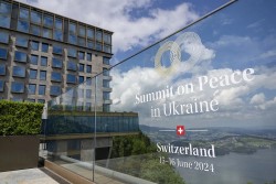 Hội nghị hòa bình Ukraine: Tổng thống Zelensky đến Thụy Sỹ, 100 phái đoàn xác nhận tham dự, đề xuất của Nga bị bác bỏ, LHQ kêu gọi