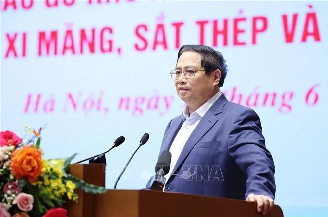Thủ tướng Phạm Minh Chính phát biểu tại Hội nghị Thủ tướng Chính phủ làm việc với doanh nghiệp Nhà nước. (Ảnh: Dương Giang/TTXVN)