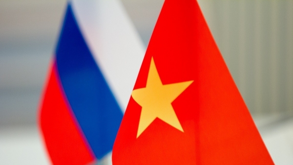 Vietnam, Russia leaders exchange congratulatory letters to mark 30 years of signing Friendly Relations Treaty