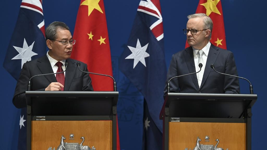 Thủ tướng Trung Quốc thăm Australia: Khẳng định quan hệ song phương 'đúng hướng', ký hàng loạt thỏa thuận