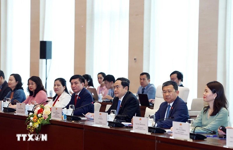 NA Chairman Tran Thanh Man hosts European diplomats