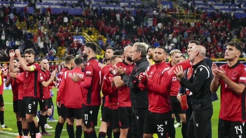 UEFA sắp trừng phạt tuyển Albania tại EURO 2024