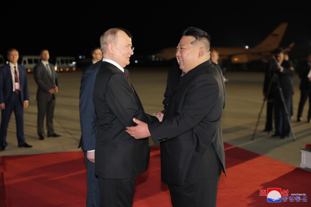 Hàn Quốc chỉ ra dấu hiệu gắn kết Nga-Triều Tiên, Moscow chẳng ngại công khai xây dựng 'nhịp cầu' nối bờ vui
