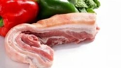 Việt Nam tăng mạnh nhập khẩu thịt lợn từ Nga, chuẩn bị nhập thịt bò Belarus