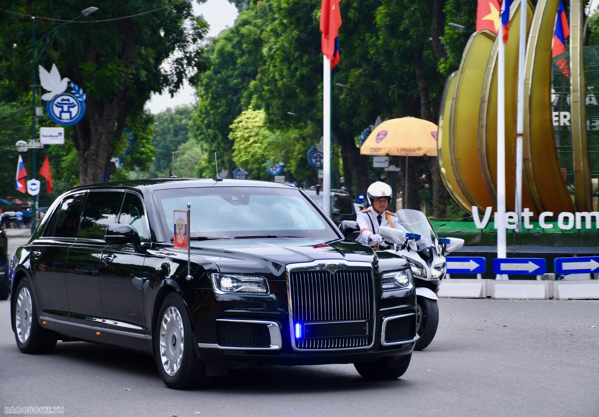 Grand welcome ceremony held for Russian President Vladimir Putin