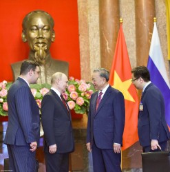 Tổng thống Vladimir Putin: Nga coi trọng mối quan hệ Đối tác chiến lược toàn diện với Việt Nam