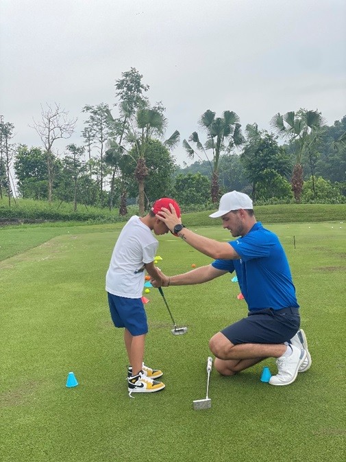 Học viện gôn Jack Nicklaus nâng tầm chất lượng với chiến lược đào tạo gôn ngay trên sân gôn