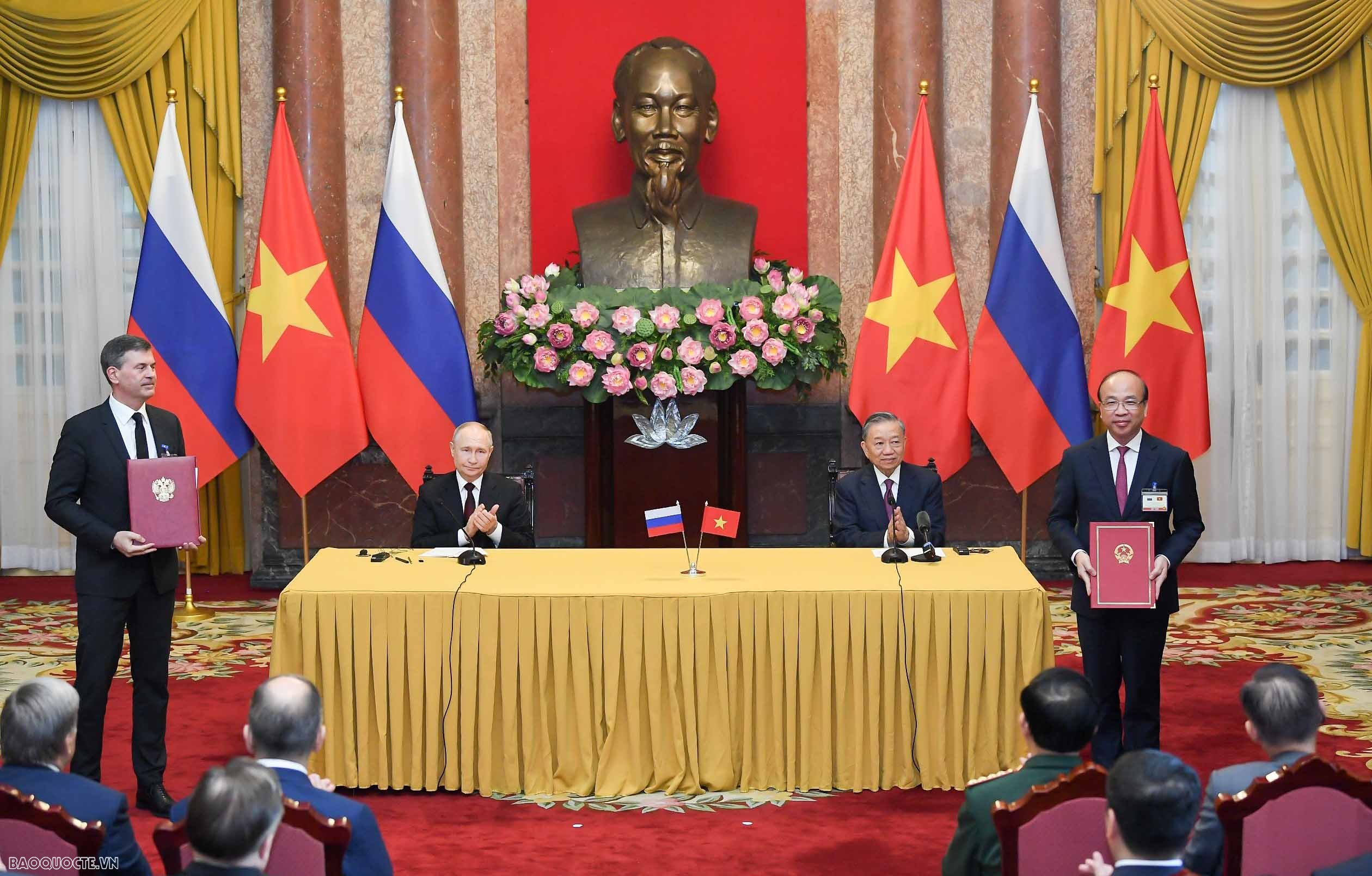 President Vladimir Putin sent thank-you letter, affirming Vietnam talks as constructive, productive