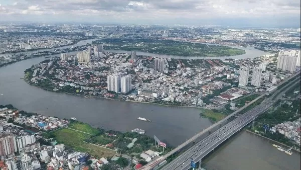 High-speed boats linking Ho Chi Minh City and Long Thanh airport a good idea