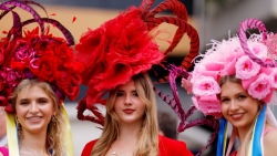 Royal Ascot 2024: Những chiếc mũ có một không hai tại lễ đua ngựa thường niên của Hoàng gia Anh