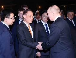 Tổng thống Nga Vladimir Putin kết thúc tốt đẹp chuyến thăm cấp Nhà nước tới Việt Nam