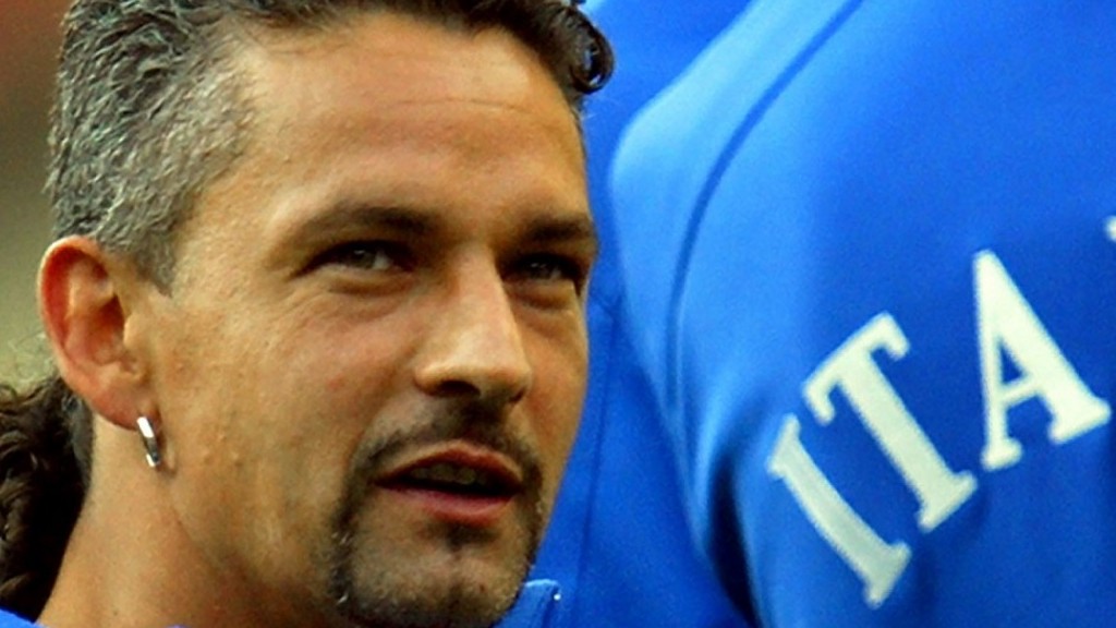 Đang xem EURO 2024, huyền thoại bóng đá Italy Roberto Baggio bị cướp tấn công tại nhà