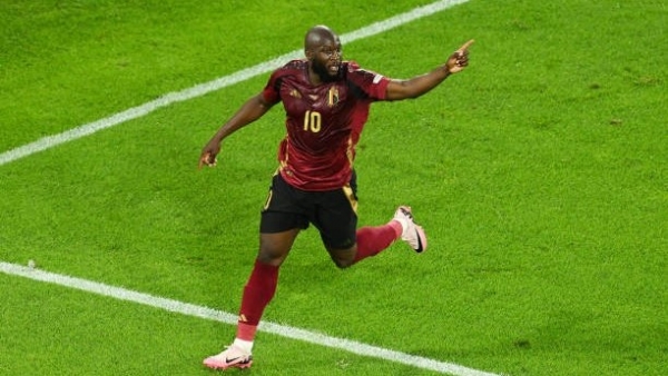 Vận đen tiếp tục đeo bám, Lukaku lần thứ 3 bị VAR tước bàn thắng