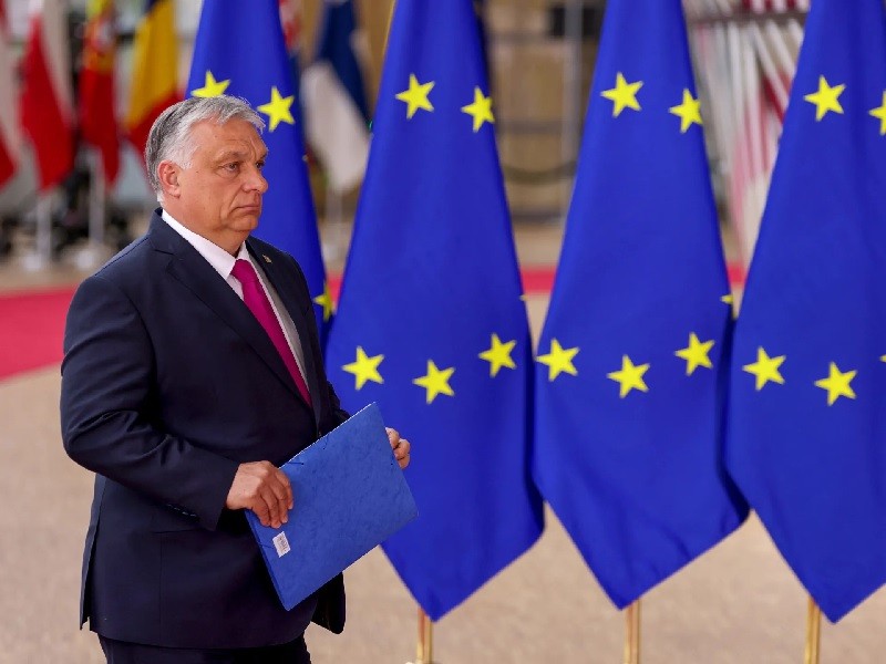 Tổng thống Orban cảnh báo cơ xung đột quân sự lan tới EU, Hungary quyết tránh tham gia các cơ chế tài chính liên quan Ukraine, dọa có thể kiện Tổng thống Orban cảnh báo cơ xung đột quân sự lan tới EU, Hungary quyết tránh tham gia các cơ chế tài chính liên quan Ukraine, dọa có thể kiện