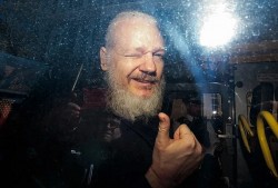 Vụ rò rỉ an ninh nghiêm trọng nhất lịch sử quân sự Mỹ: Nhà sáng lập WikiLeaks đồng ý nhận tội, chuẩn bị 'thoát' tù