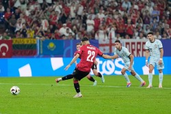 Tiền đạo Georges Mikautadze dẫn đầu cuộc đua Vua phá lưới EURO 2024
