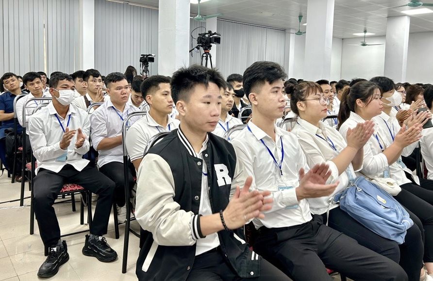 Trung tâm Lao động ngoài nước (Bộ Lao động - Thương binh và Xã hội) tổ chức khóa học tiếng Hàn để tuyển chọn lao động đi làm việc tại Hàn Quốc. (Nguồn: Hà Nội mới)