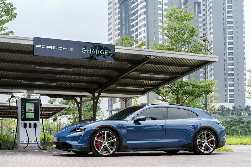 Xe điện của hãng khác ngoài Porsche cũng có thể sạc tại trạm sạc liên kết với Charge+
