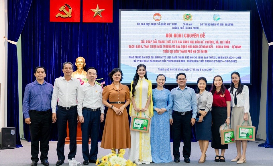 Hoa hậu Nguyễn Thanh Hà hiến kế xây dựng không gian xanh trên địa bàn TP. Hồ Chí Minh