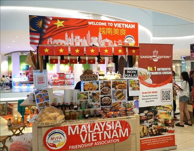 Một quầy hàng giới thiệu các món phở của doanh nghiệp Sai Gon Station. Ảnh: Hằng Linh - PV TTXVN tại Malaysia