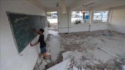 Hàng trăm nghìn trẻ em ở Gaza mất quyền được học tập