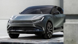 Toyota sẽ mắt mẫu xe điện tự hành đầu tiên vào năm 2025